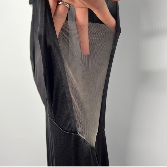 Sau Lee Genevieve Gown - Picture 10 of 16